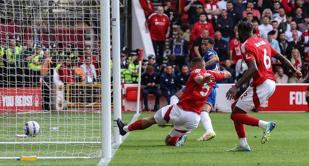 英超战报：塔尔比破门，维尔茨造乌龙，利物浦1-1桑德兰